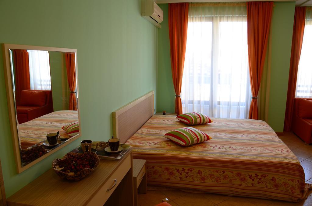 Royal Sun Aparthotel Sunny Beach Room photo